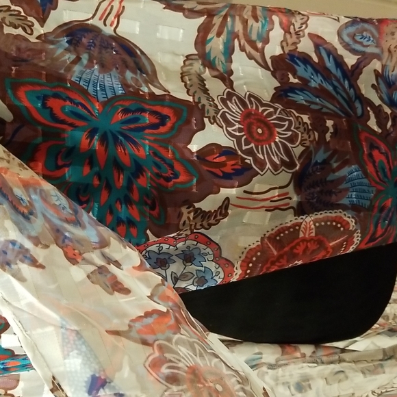 Sheer pullover Tunic - Picture 4 of 9